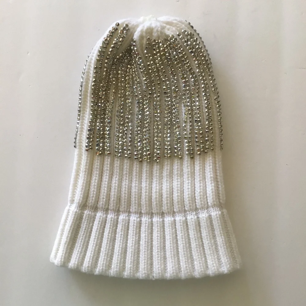 RHINESTONE KNIT WHITE EMBELLISHED HAT OSFM